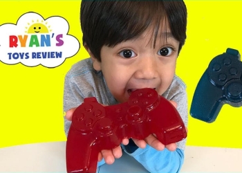 富比士公佈年收入前十YouTuber！七歲小男孩 2200 萬美元竄升冠軍