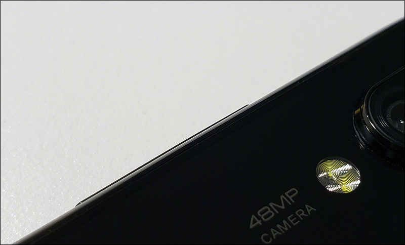 ZMI 紫米 推出新款 20000mAh ZMI Aura 雙向快充行動電源，充電功率最高達到 27W - 電腦王阿達