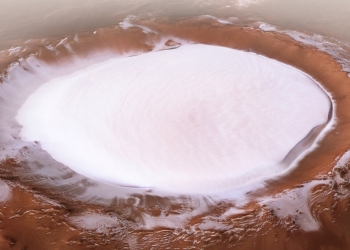 火星也有溜冰場 ！來自火星快車號回傳多張照片發現一英里深的冰坑