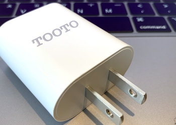 TOOTO 開箱 、評測 ：PD1 快充充電器、USB-C to C PD5A 充電線、USB-C to A 充電線(支援華為40W快充)