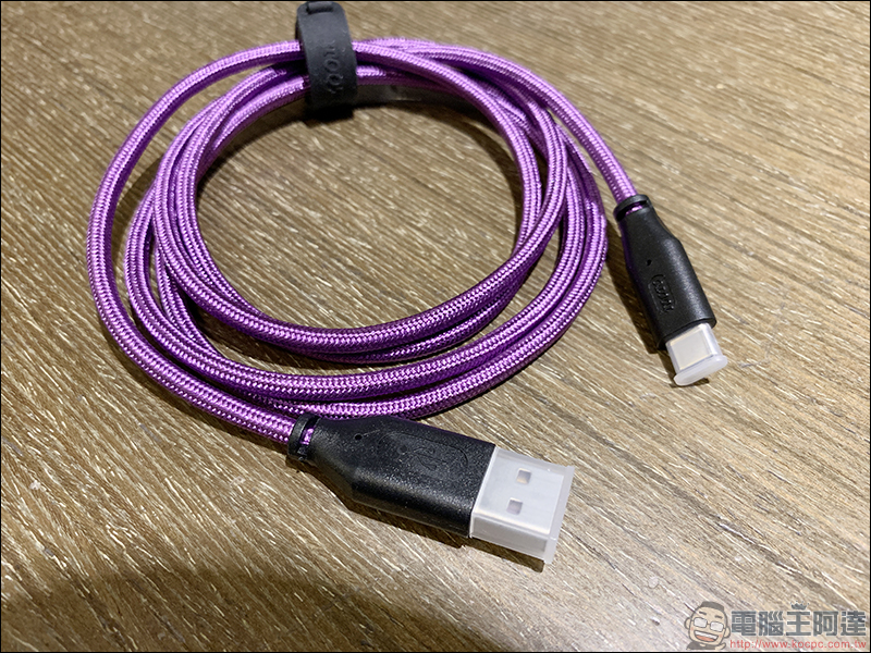 TOOTO 開箱 、評測 ：PD1 快充充電器、USB-C to C PD5A 充電線、USB-C to A 充電線(支援華為40W快充) - 電腦王阿達