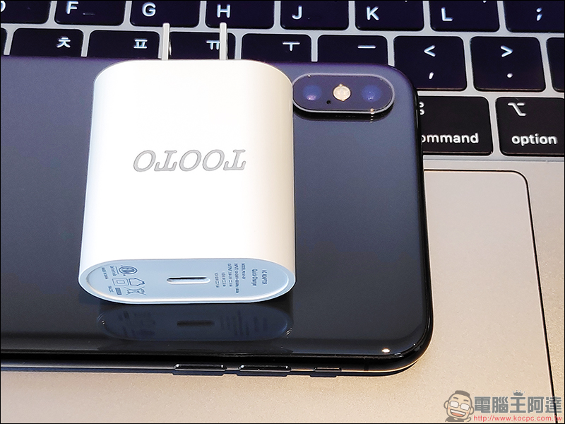 TOOTO 開箱 、評測 ：PD1 快充充電器、USB-C to C PD5A 充電線、USB-C to A 充電線(支援華為40W快充) - 電腦王阿達
