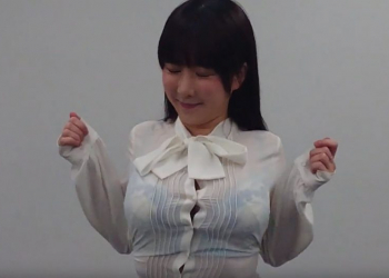 Xperia XZ2 Compact 慢動作 不錯過 I CUP 雨宮留菜 性感瞬間