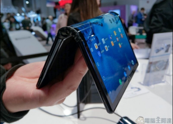 FlexPai 柔派手機 動手玩 世界首款上市的折疊螢幕手機 - 電腦王阿達