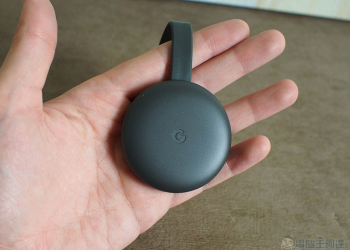 新一代 Chromecast 開箱、安裝、設定 ， 不智慧的電視也可以看 Netflix 與 YouTube