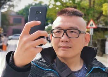 SHARP AQUOS zero 開箱 、評測、評價 世界最輕巧的6.2吋OLED S845旗艦 - 電腦王阿達