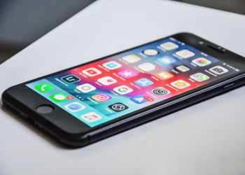 外媒發現數款知名 iPhone Apps 正悄悄錄製你的使用畫面 沒有事先告知 - 電腦王阿達