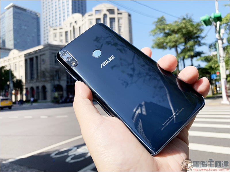 ASUS ZenFone Max Pro (M2) 開箱、實測、評價 ， 性能電力怪獸質感大升級 - 電腦王阿達