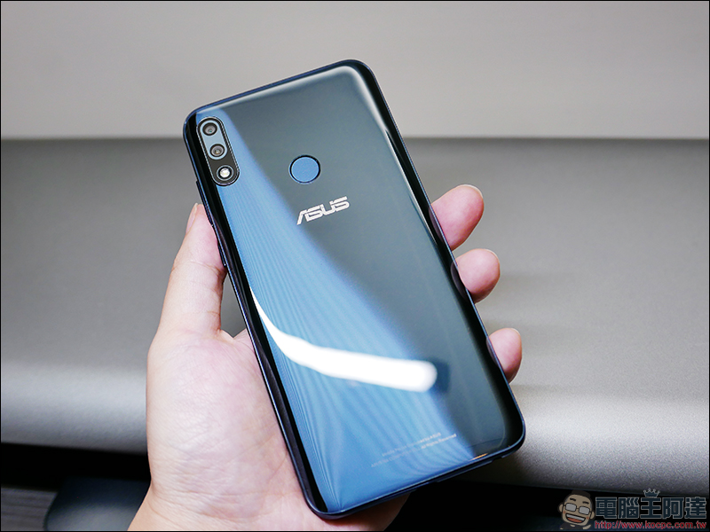 ASUS ZenFone Max Pro (M2) 開箱、實測、評價 ， 性能電力怪獸質感大升級 - 電腦王阿達