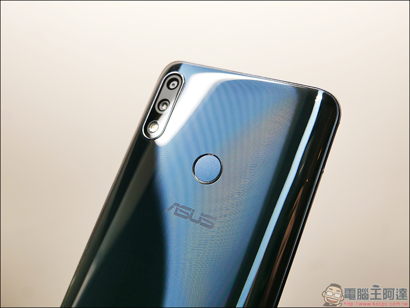 ASUS ZenFone Max Pro (M2) 開箱、實測、評價 ， 性能電力怪獸質感大升級 - 電腦王阿達