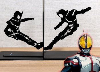 bandai《 假面騎士 》書檔 再多的書籍都有假面騎士來守護