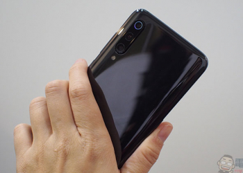 [ MWC2019 ] 全球首款 20W 無線快充旗艦 小米 9 實機動手玩（內含彩蛋：探索版實機照）