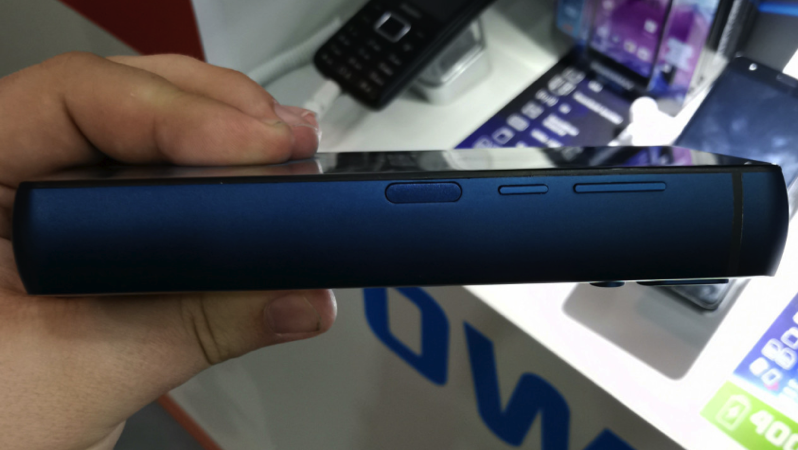 跡象顯示 realme 可能推高達 8000mAh 電量的旗艦新機 - 電腦王阿達