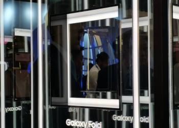 當抄iPhone不流行之後，手機行業反而變的更有創意了