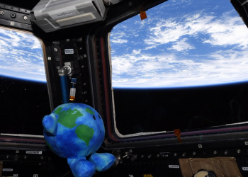 SpaceX 攜手NASA 成功試射可載人太空艙 「飛龍2號」