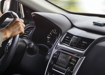 不干擾行車， Alexa 智慧助理將針對「車用」領域提供 Echo Auto Skills 技能