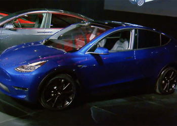 約 120 萬台幣起！ Tesla Model Y 如約登場