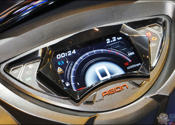 宏佳騰 OZS150i 正式發表：搭載 CROXERA 智慧儀表，最低 69,900元即可入手