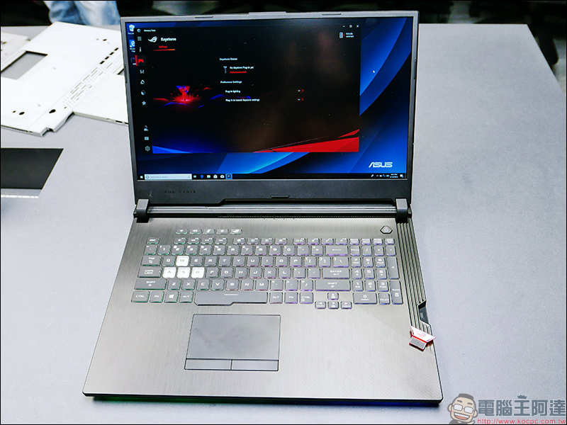 ASUS ROG Strix III 加入 Keystone 能量石正式亮相，西風之神 Zephyrus GX502 /GU502 同步登場 - 電腦王阿達