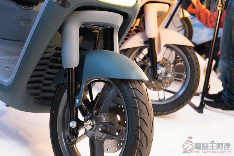 Gogoro 3 系列 正式發表：外型與價格（不到四萬）都同樣可愛的入門車系動手玩 - 電腦王阿達