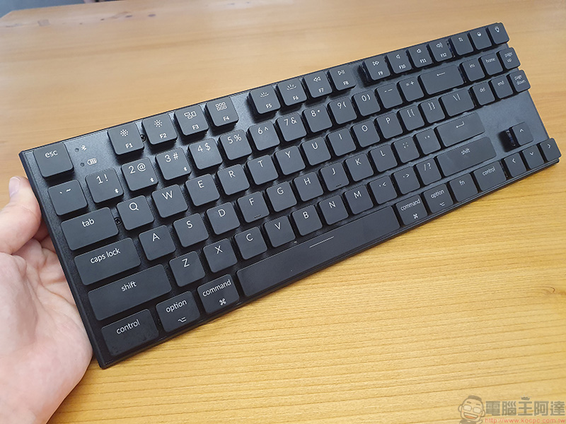 集資商品 Keychron K1 Version 2 機械式鍵盤 開箱動手玩，有線、藍牙雙模可相容四種系統 - 電腦王阿達