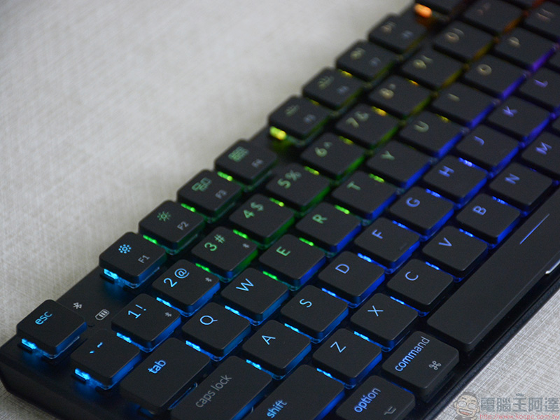 集資商品 Keychron K1 Version 2 機械式鍵盤 開箱動手玩，有線、藍牙雙模可相容四種系統 - 電腦王阿達