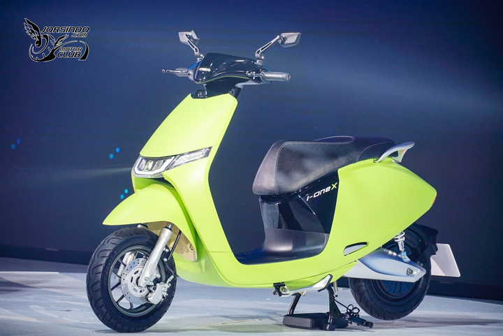 與 Gogoro 合作的 YAMAHA EC-05 電動車外觀預告搶先看，帥到不行 - 電腦王阿達