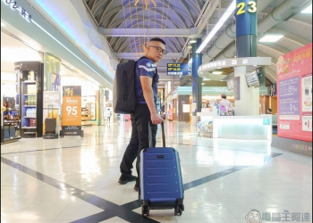 Carry-On Closet 2.0 登機箱 專為短途出差、旅遊而生，一秒變身行動衣櫃 - 電腦王阿達