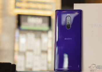 有 imos 加持的 SONY Xperia 1 就能擁有大師級防護！康寧玻璃保護貼＋全機貼膜體驗