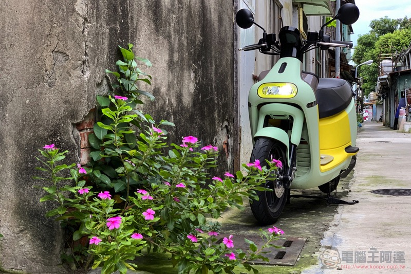 補助後不到 2.6 萬！ Gogoro VIVA 輕型單電換電買菜車正式發表 - 電腦王阿達