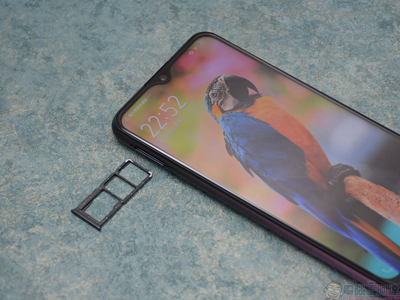 大容量、大電量、大螢幕 vivo Y17 開箱 、實測、介紹 ，父親節送禮高 CP 首選 - 電腦王阿達