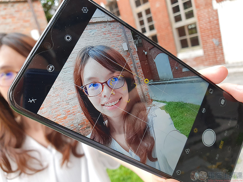 大容量、大電量、大螢幕 vivo Y17 開箱 、實測、介紹 ，父親節送禮高 CP 首選 - 電腦王阿達