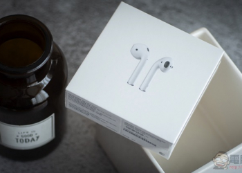 二代無線充電款 AirPods 使用體驗：更融入生活的真無線耳機