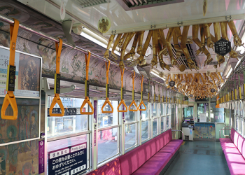 仁和寺 X 嵐電推出「 嵐電観音電車 」千手觀音車廂再現