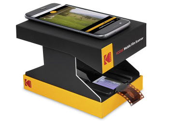 柯達（對，它還在）推出手機就能用的 紙盒底片掃描套件 ，讓你用老照片狂洗 IG / FB