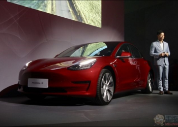 特斯拉 Model 3 公佈台灣版售價，最低 155.99 萬起、今晚開始預定 - 電腦王阿達