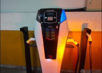 電動車如何使用一般公營停車場充電樁（TESLA可用） - 電腦王阿達