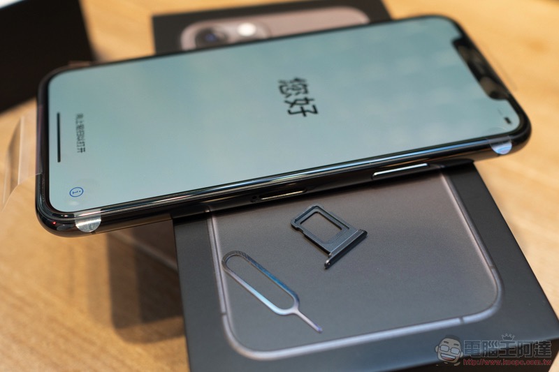 iPhone 11 / iPhone 11 Pro Max 開箱 體驗（同場加「貼」: 膜斯密碼 imos 3D 康寧玻璃 + 全機包膜） - 電腦王阿達