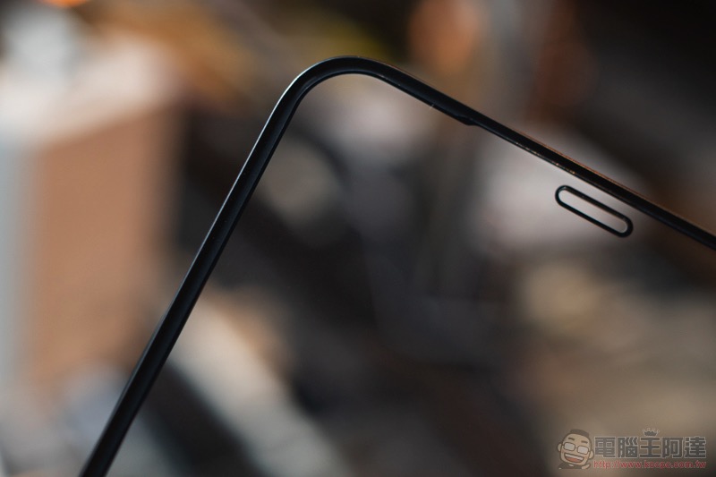 iPhone 11 / iPhone 11 Pro Max 開箱 體驗（同場加「貼」: 膜斯密碼 imos 3D 康寧玻璃 + 全機包膜） - 電腦王阿達