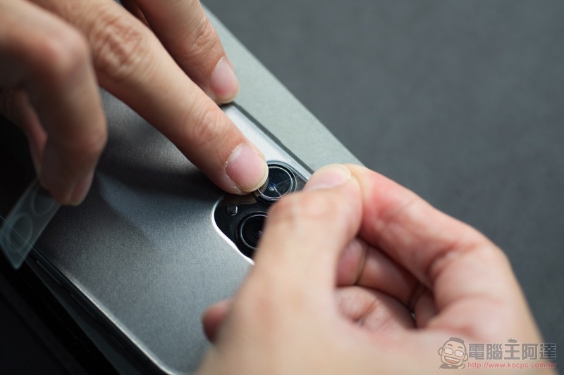 iPhone 11 / iPhone 11 Pro Max 開箱 體驗（同場加「貼」: 膜斯密碼 imos 3D 康寧玻璃 + 全機包膜） - 電腦王阿達