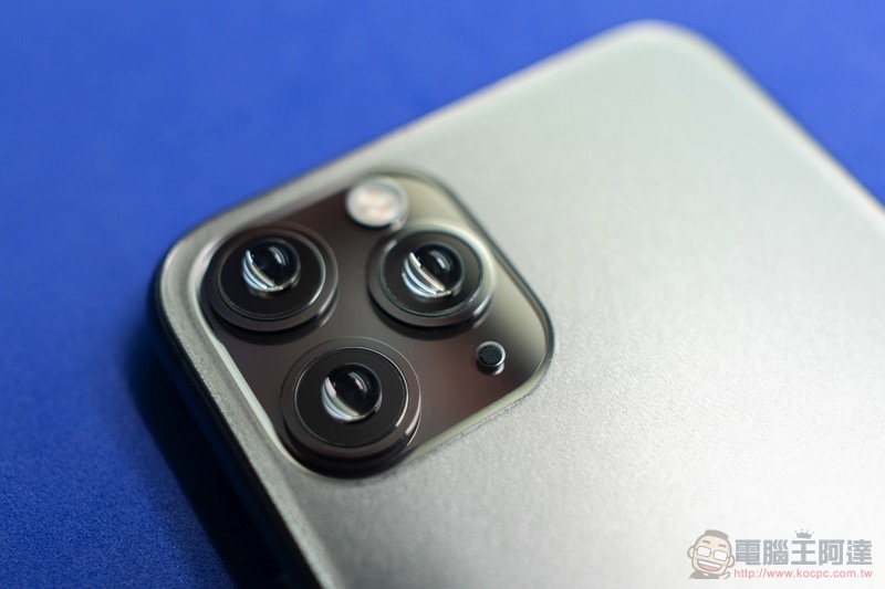iPhone 11 / iPhone 11 Pro Max 開箱 體驗（同場加「貼」: 膜斯密碼 imos 3D 康寧玻璃 + 全機包膜） - 電腦王阿達