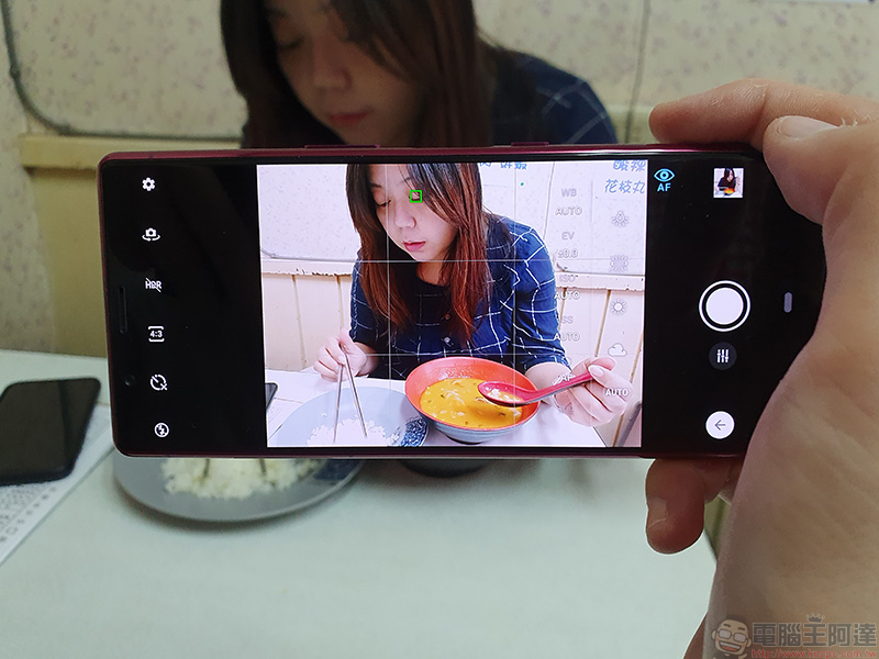 用 Xperia 5 發現都市裡的風景，用另一個角度發現幸福感 - 電腦王阿達