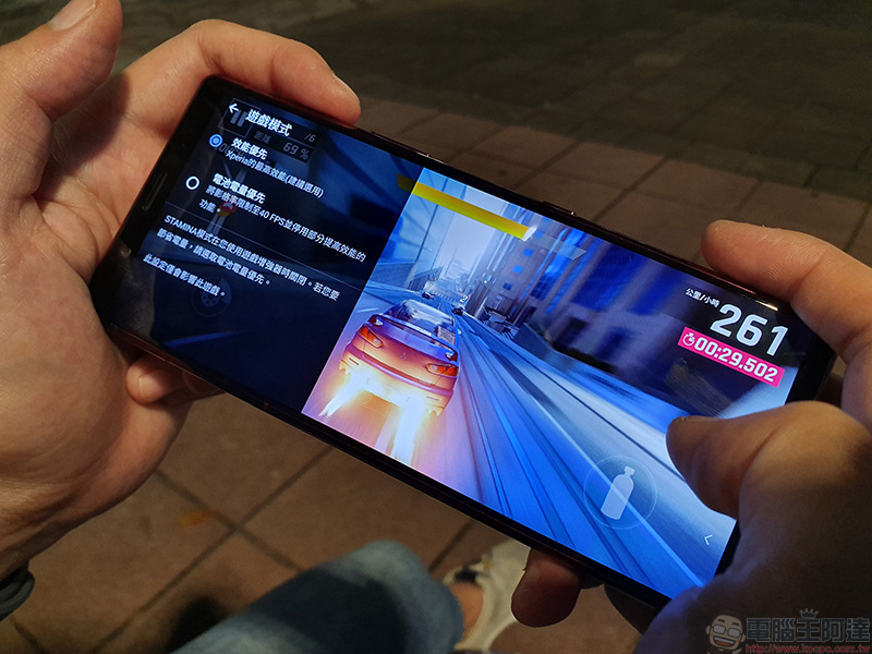 用 Xperia 5 發現都市裡的風景，用另一個角度發現幸福感 - 電腦王阿達