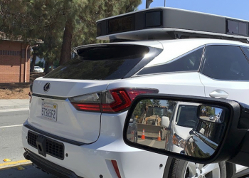 Apple 自動駕駛測試車再度現身加州，外觀低調不少