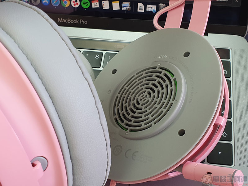 Razer Kraken Kitty Edition 電競耳麥開箱，萌萌粉紅戰鬥喵 - 電腦王阿達