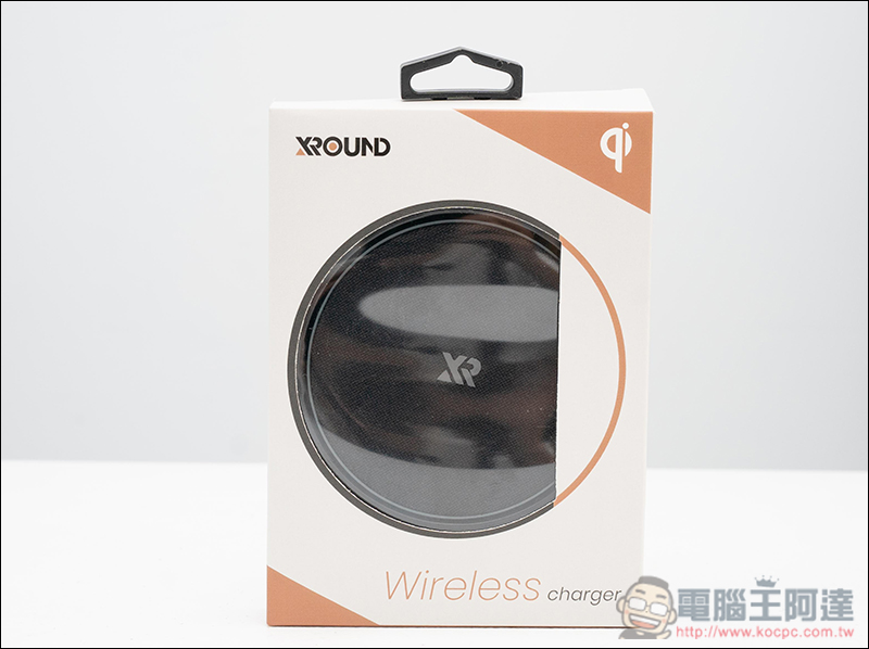 VERSA 真無線藍牙耳機 開箱、體驗 同場加映 XROUND 無線快充充電板 - 電腦王阿達