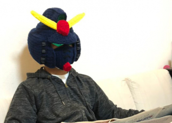 這個鋼彈頭不一樣，日本毛線達人打出 鋼彈 Mk-II 毛帽