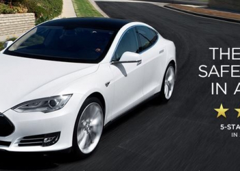 特斯拉公佈自動輔助駕駛最新數據 ：對比去年安全性再進步 30%