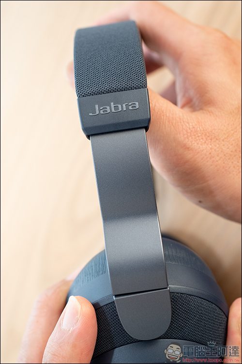 Jabra Elite 85H 頭戴式智能降噪藍牙耳機 開箱、評測，AI智能+超強續航給你滿滿的私人領域 - 電腦王阿達