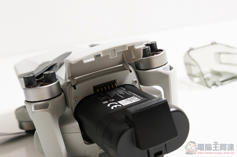 DJI Mavic Mini 開箱動手玩 ：續航強悍又好攜帶，但真的適合用來入門嗎？ - 電腦王阿達